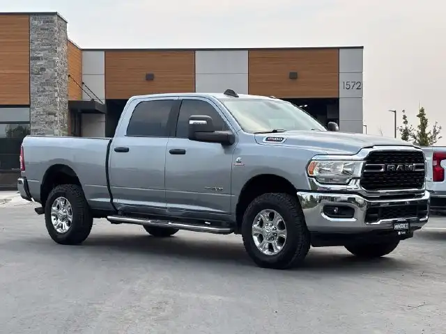2024 RAM 2500 Big Horn 4WD Crew Cab SWB's photo