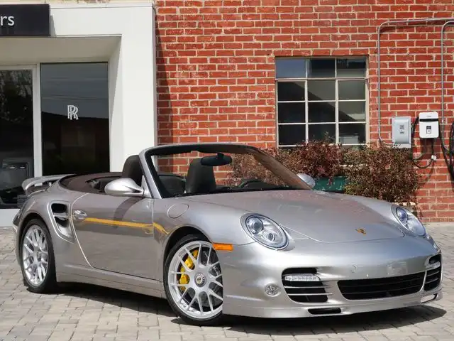 2012 Porsche 911 Turbo S Cabriolet's photo