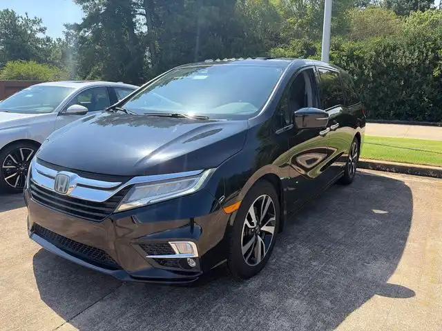 2020 Honda Odyssey Elite's photo