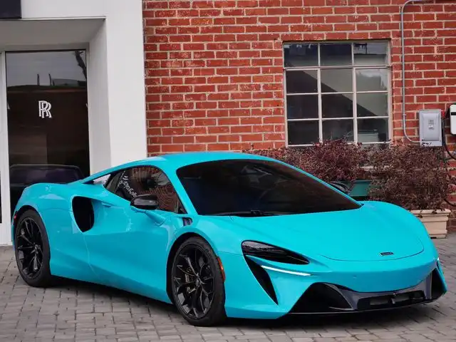 2023 McLaren Artura 3.0 Techlux's photo