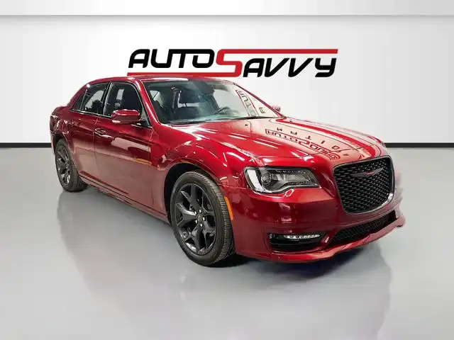 2022 Chrysler 300 Touring L's photo