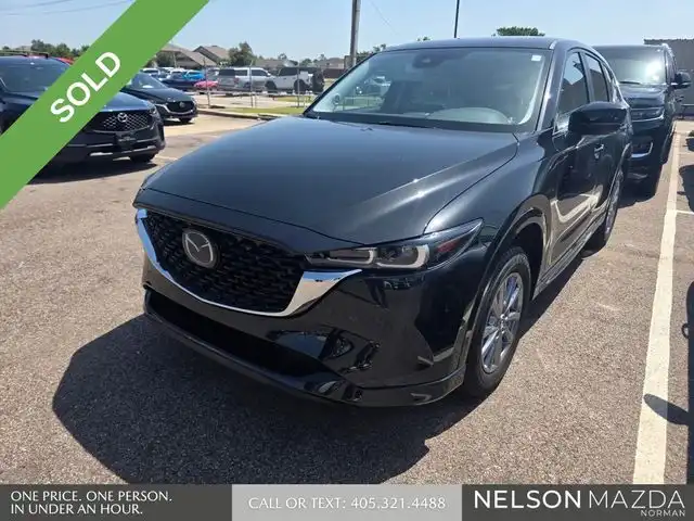 2025 Mazda CX-5 S Preferred package Auto AWD's photo