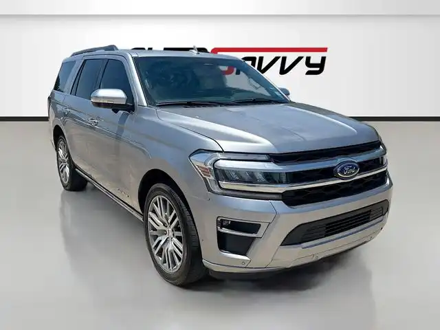 2024 Ford Expedition Platinum's photo