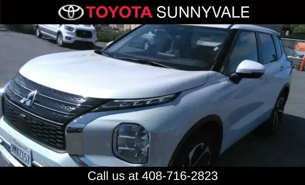 2024 Mitsubishi Outlander SE 2WD's photo
