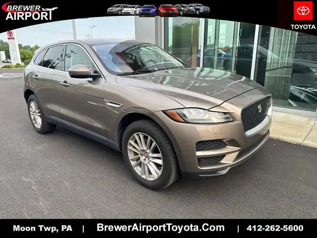 2017 Jaguar F-PACE 35t Prestige AWD's photo