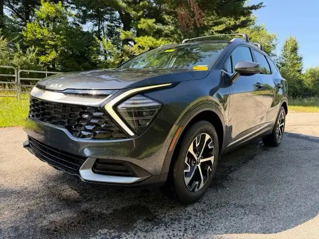 2024 Kia Sportage 2.5 EX AT AWD's photo
