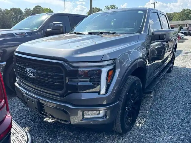 2024 Ford F-150 Lariat 4x4 SuperCrew 145 in's photo