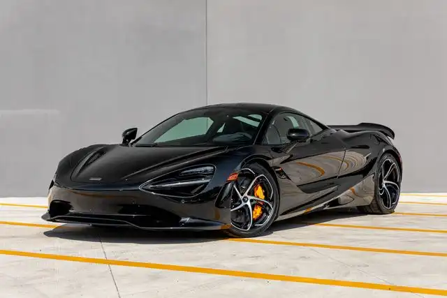2024 McLaren 750S 4.0 V8's photo