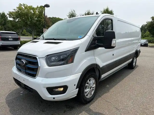 2024 Ford E-Transit BEV 350 Low Roof 130 WB's photo