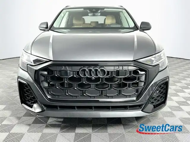 2025 Audi Q8 55 Prestige Tiptonic quattro's photo