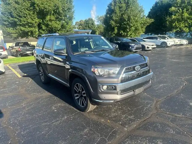2018 Toyota 4Runner Limited 4x4 V6's photo