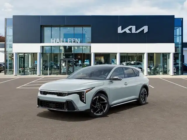 2026 Kia K4 GT-Line AT Hatchback's photo