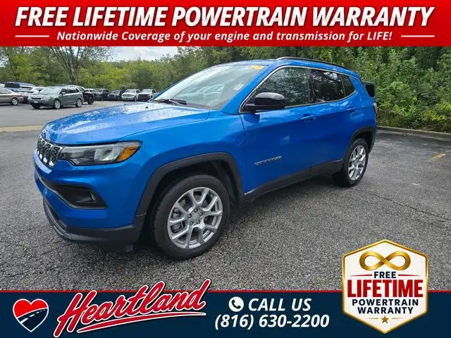 2024 Jeep Compass Latitude Lux 4WD's photo