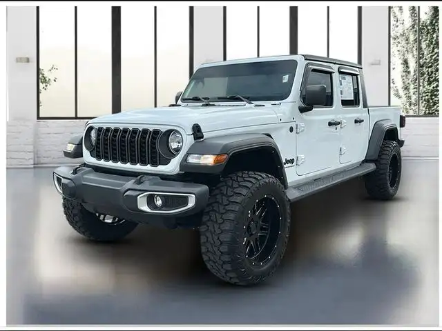 2024 Jeep Gladiator Sport's photo