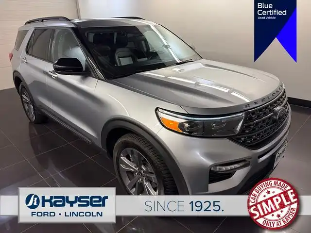 2022 Ford Explorer XLT 4WD's photo