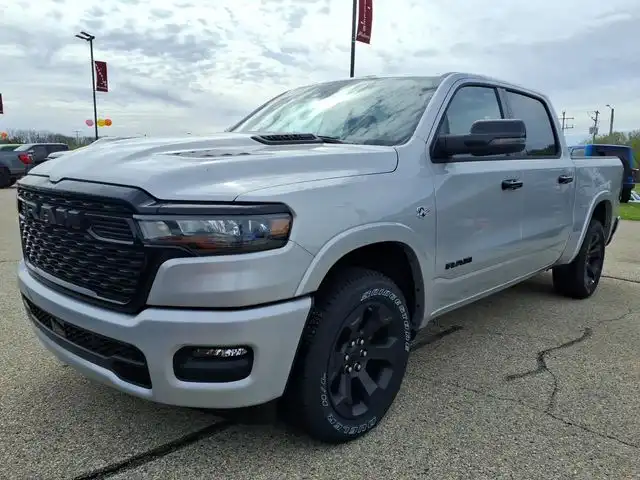 2026 RAM 1500 Big Horn/Lone Star 4x4 Crew Cab 5'7's photo