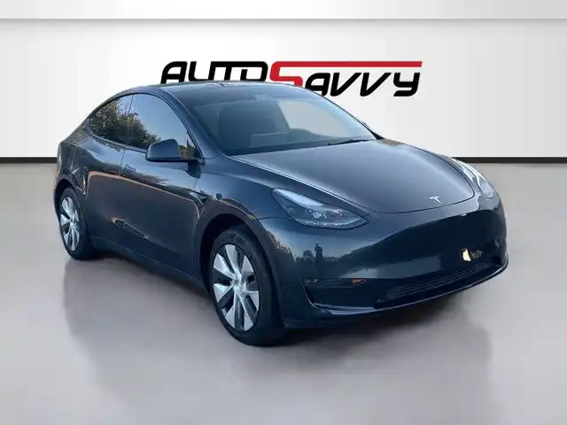 2025 Tesla Model Y Long Range RWD's photo