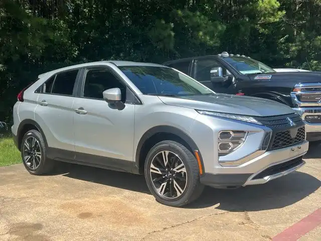 2025 Mitsubishi Eclipse Cross SE S-AWC's photo