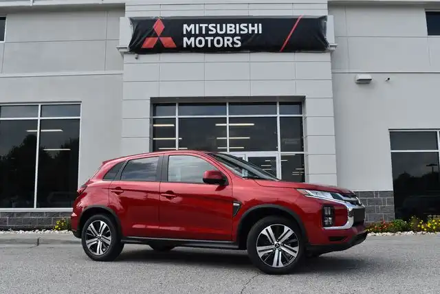 2027 Mitsubishi Outlander Sport 2.0 ES AWC CVT's photo