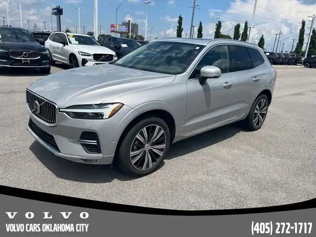 2023 Volvo XC60 B5 Plus Bright Theme AWD's photo