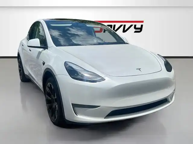 2025 Tesla Model Y Long Range Rear Wheel Drive's photo