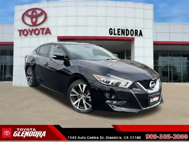 2017 Nissan Maxima Platinum's photo