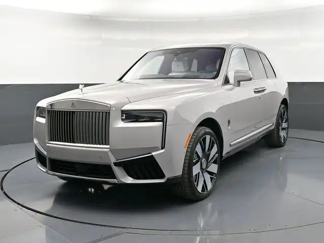 2027 Rolls-Royce Cullinan Base's photo