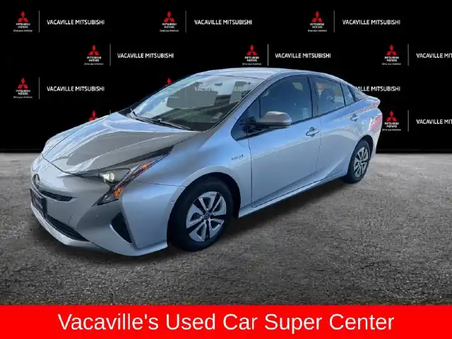 2017 Toyota Prius Two's photo