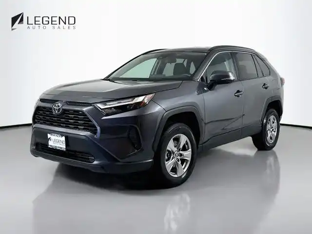 2025 Toyota RAV4 XLE FWD's photo