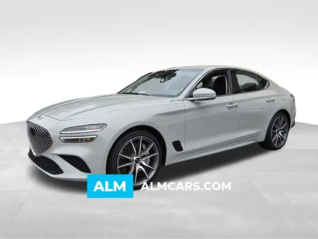 2025 Genesis G70 2.5T Standard's photo