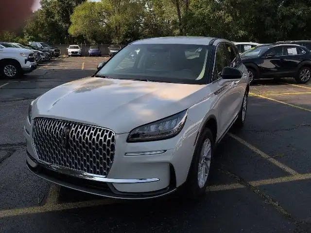 2023 Lincoln Corsair FWD's photo