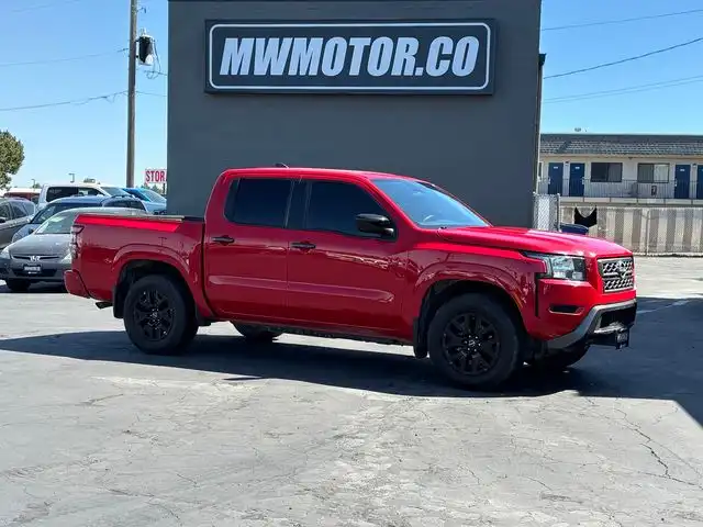 2022 Nissan Frontier SV Crew Cab 2WD SWB's photo