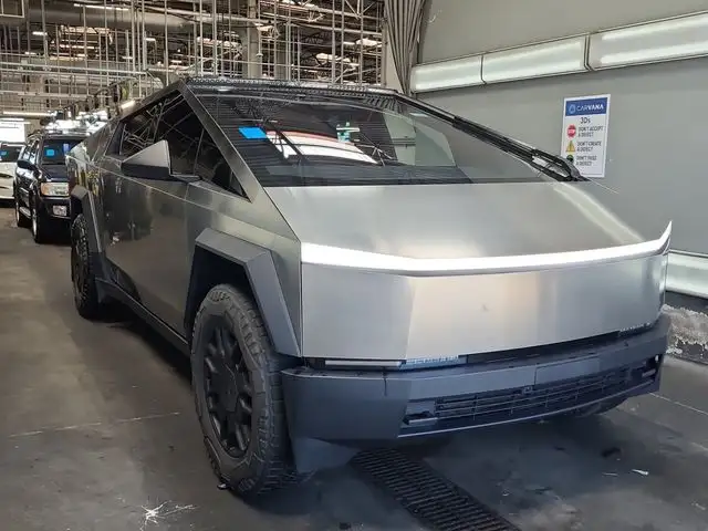 2024 Tesla Cybertruck Cyberbeast's photo