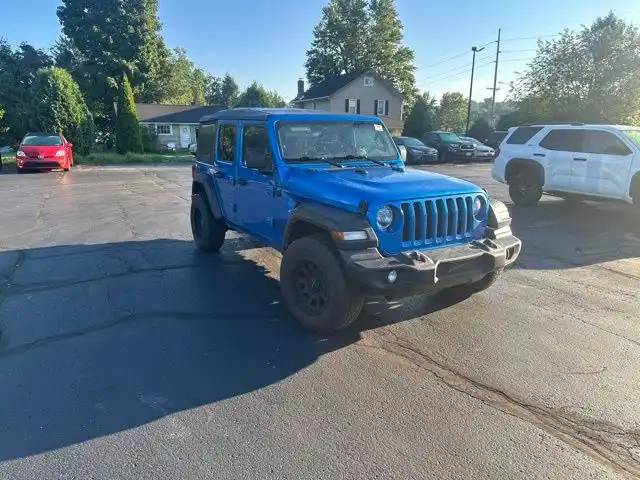 2021 Jeep Wrangler Sport S's photo