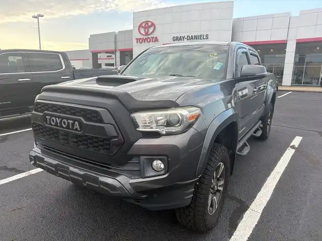 2017 Toyota Tacoma TRD Sport Double Cab 4x4 V6 Auto SB's photo