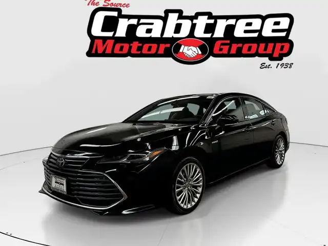 2021 Toyota Avalon Limited Hybrid's photo