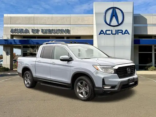 2023 Honda Ridgeline RTL-E AWD's photo