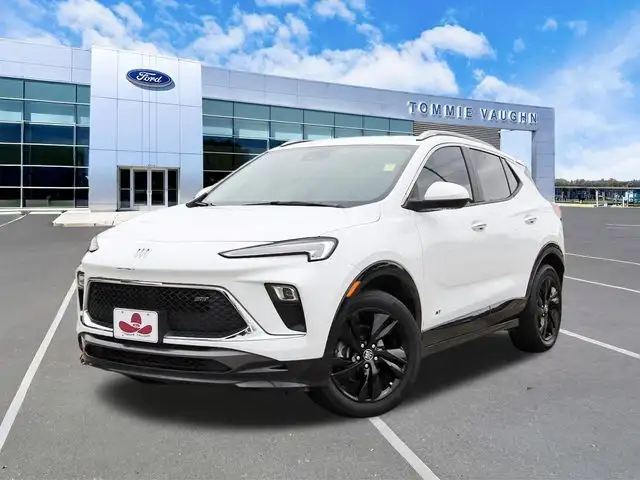 2025 Buick Encore GX Sport Touring's photo