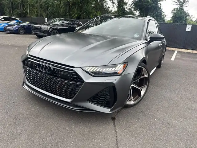 2024 Audi RS 6 Avant Performance's photo