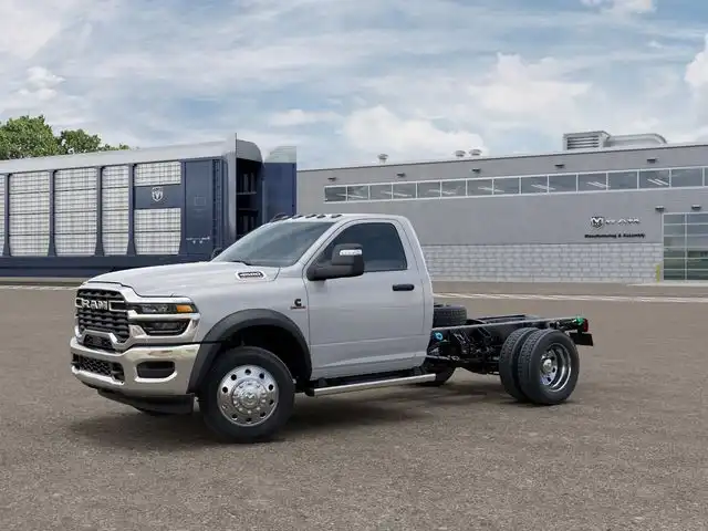 2026 RAM 4500 Tradesman 4X4 Reg Cab SWB DRW 145" WB's photo