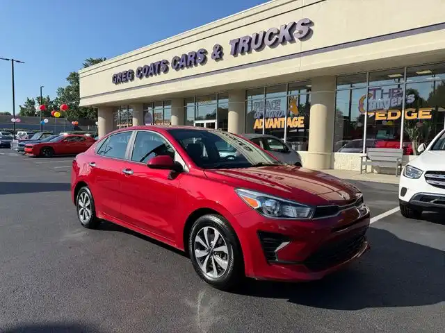 2023 Kia Rio S iVT's photo