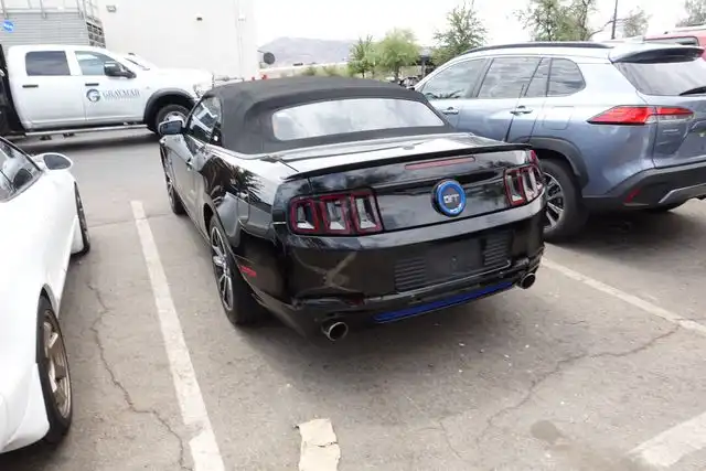2014 Ford Mustang GT Premium's photo