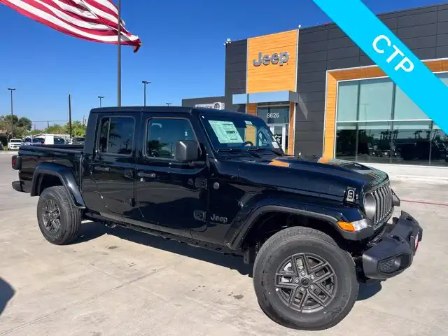2025 Jeep Gladiator Sport S Auto's photo