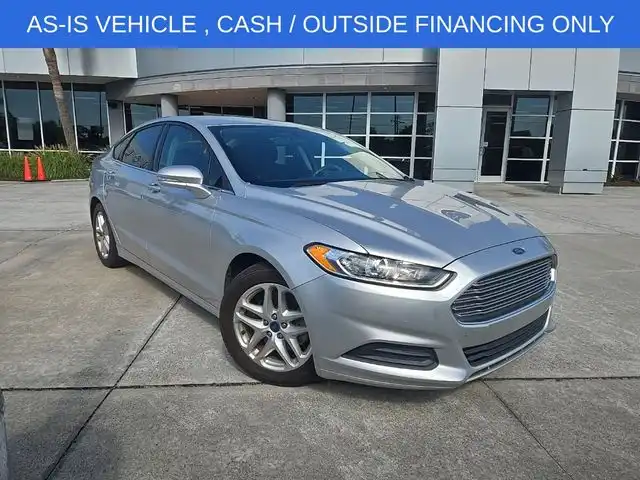 2015 Ford Fusion SE FWD's photo