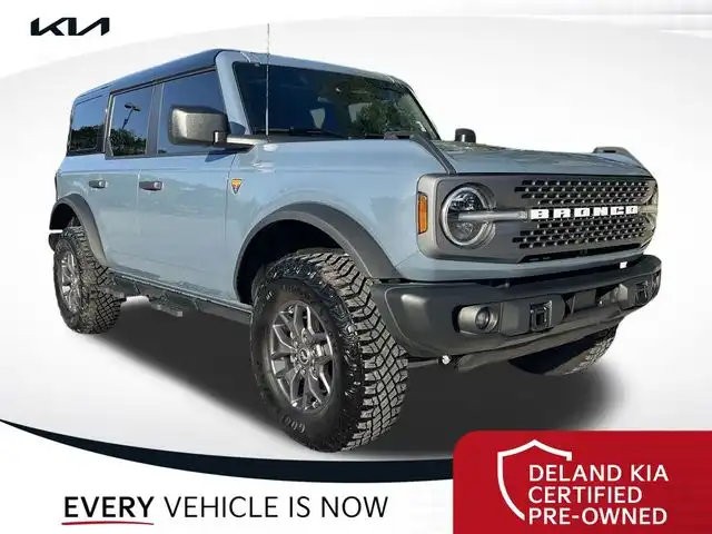 2025 Ford Bronco Badlands 4x4's photo