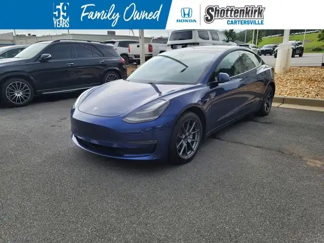 2021 Tesla Model 3 Standard Range Plus's photo