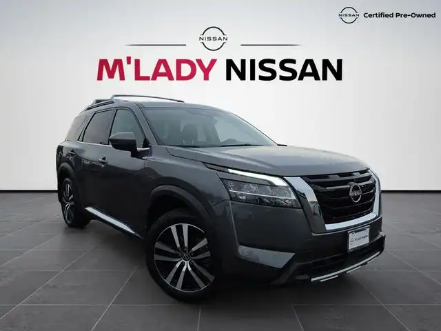 2024 Nissan Pathfinder Platinum 4WD's photo