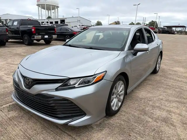 2018 Toyota Camry 2.5 Auto LE's photo