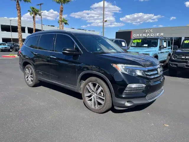 2017 Honda Pilot Elite 4WD's photo