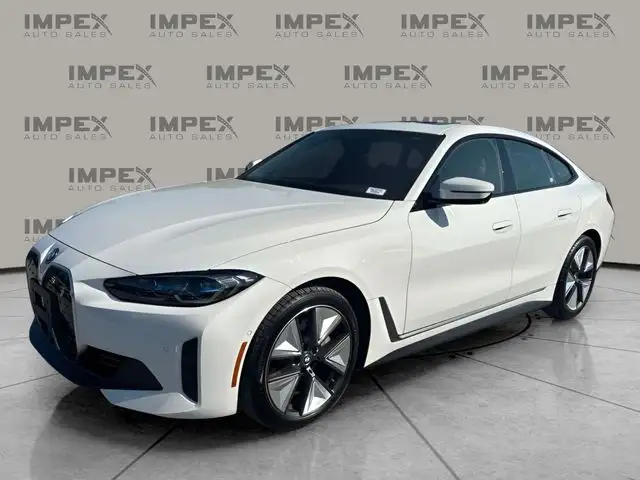 2023 BMW i4 eDrive40's photo